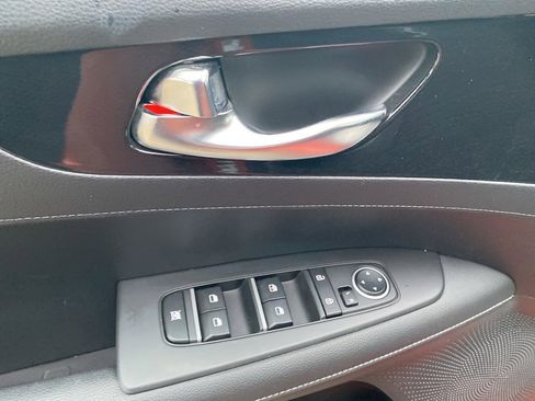 Certified 2024 Kia Forte GT-Line image 18