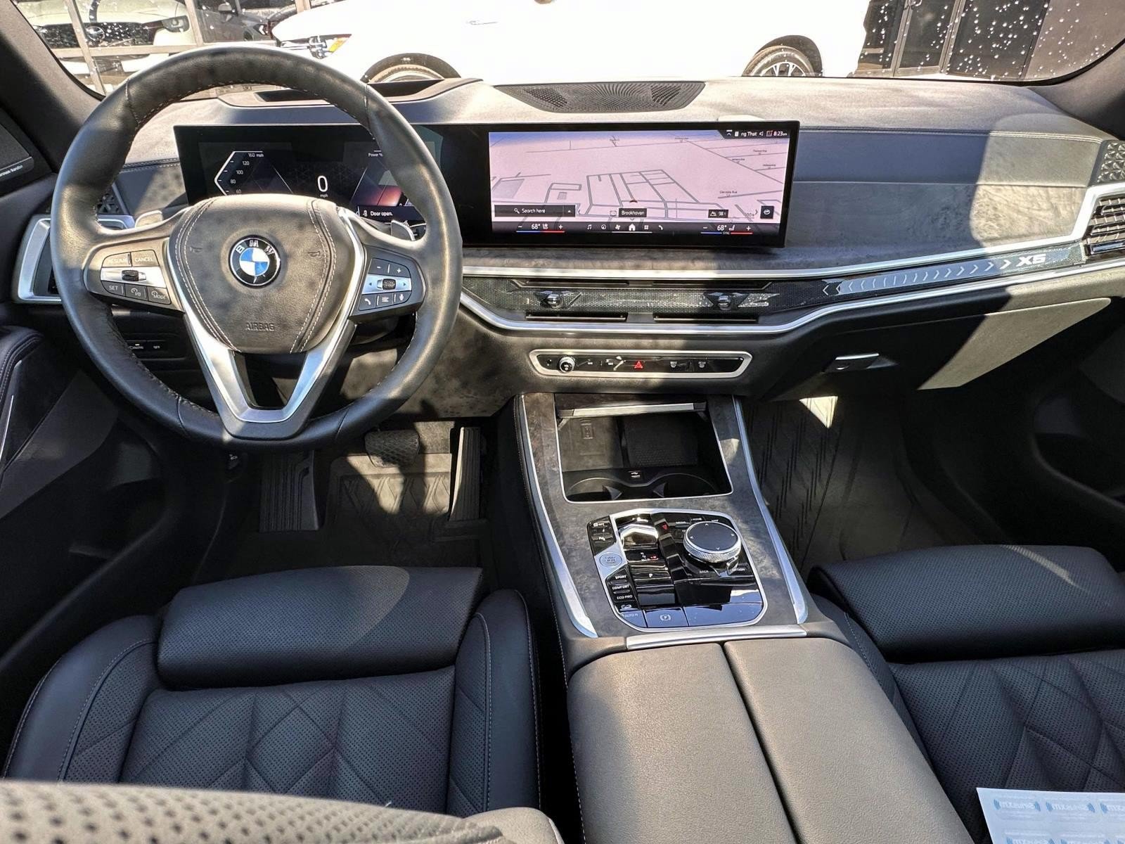 Used 2024 BMW X5 xDrive40i w/ Premium Package AWD/4WD image 16