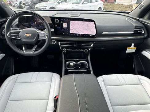 New 2026 Chevrolet Traverse High Country FWD image 21