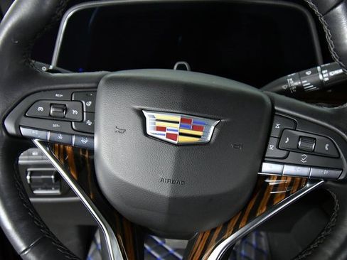 Used 2024 Cadillac Escalade ESV Premium Luxury w/ Performance Package image 9