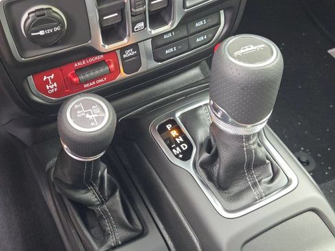 New 2026 Jeep Gladiator Mojave AWD/4WD image 27