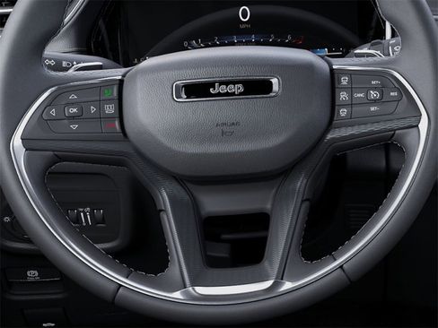 New 2025 Jeep Grand Cherokee Laredo X w/ Luxury Tech Group I image 19