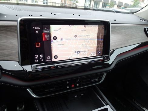 New 2025 Volkswagen Atlas SEL Premium R-Line image 19