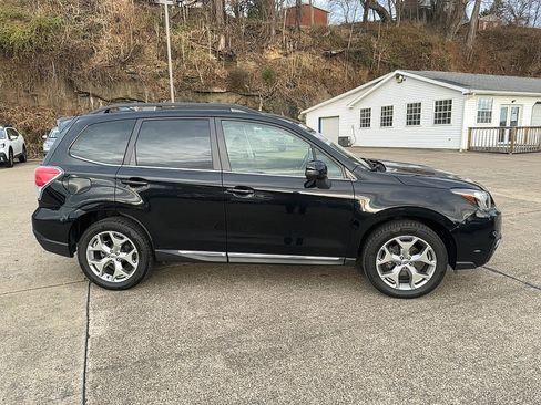 Used 2018 Subaru Forester 2.5i Touring w/ Popular Package #3B image 3