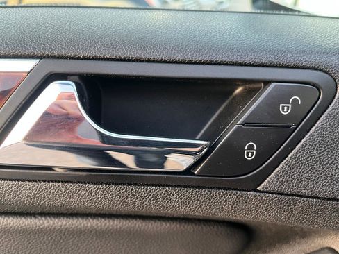 Used 2009 Mercedes-Benz GL 320 BlueTEC 4MATIC image 25