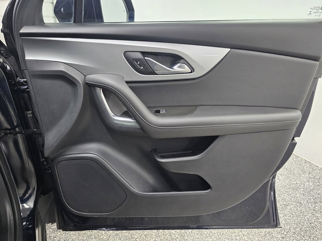Used 2020 Chevrolet Blazer LT FWD image 26