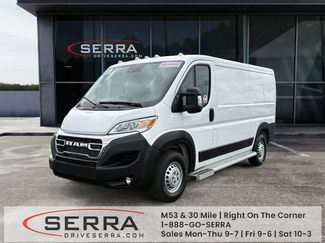 Used 2025 RAM ProMaster 2500 w/ U-Haul Equipment Group FWD video 1