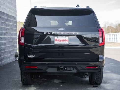 Used 2025 Ford Expedition Active image 7