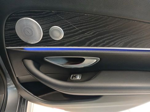 Used 2019 Mercedes-Benz E 300 4MATIC w/ Premium 1 Package image 21