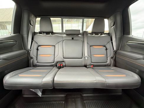 Used 2026 GMC Sierra 1500 AT4 w/ AT4 Premium Package AWD/4WD image 30
