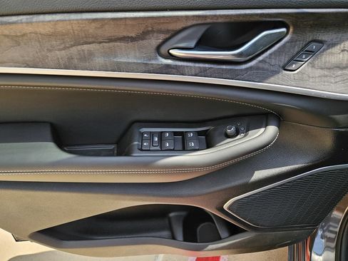 New 2026 Jeep Grand Cherokee Limited AWD/4WD image 15