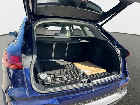 New 2025 Audi Q5 Prestige AWD/4WD image 10