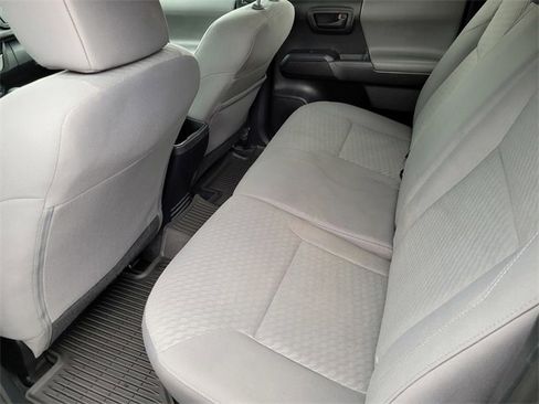 Used 2021 Toyota Tacoma 4x4 Double Cab image 13