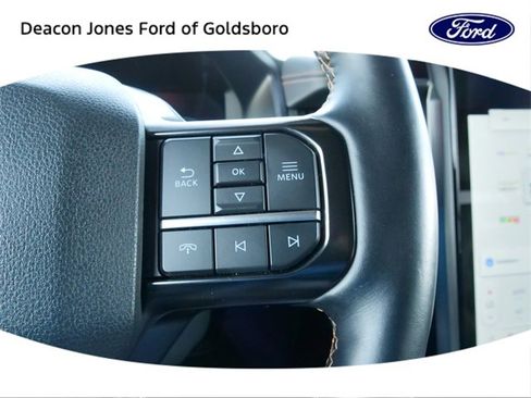 Certified 2023 Ford Expedition Platinum image 24