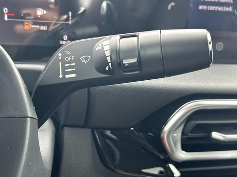 New 2026 Nissan Sentra SV w/ Floor Mat Package FWD image 28