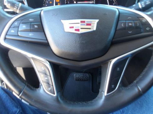 Used 2017 Cadillac XT5 Luxury w/ Driver Awareness Package image 20