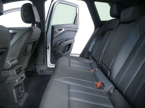 Certified 2024 Audi Q4 e-tron Premium Plus w/ Premium Plus image 16