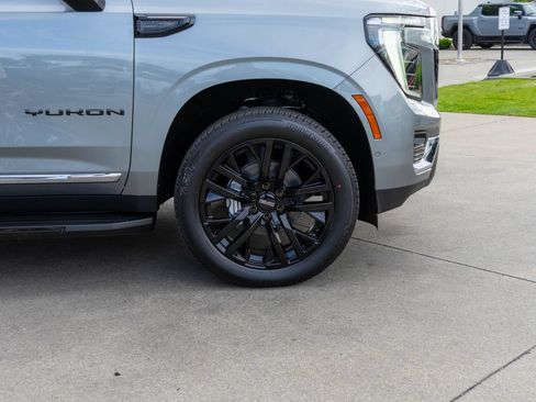 New 2026 GMC Yukon XL Elevation w/ Elevation Premium Package AWD/4WD image 37