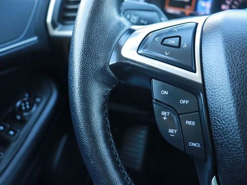 Used 2023 Ford Edge SEL image 20