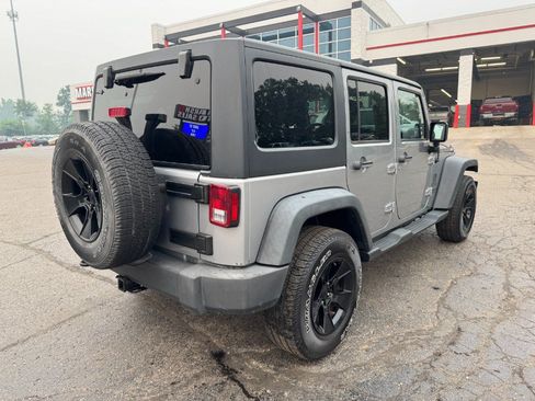 Used 2014 Jeep Wrangler Unlimited Sport w/ Quick Order Package 24S AWD/4WD image 5