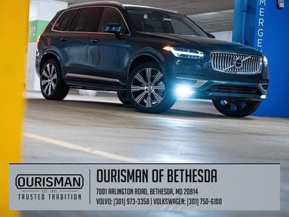 New 2025 Volvo XC90 B5 Ultra w/ Protection Package Premier