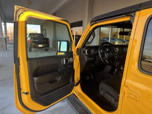 Used 2020 Jeep Wrangler Unlimited Sport S image 12