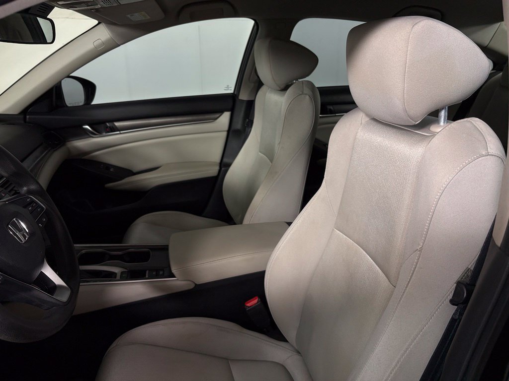 Used 2018 Honda Accord LX image 17