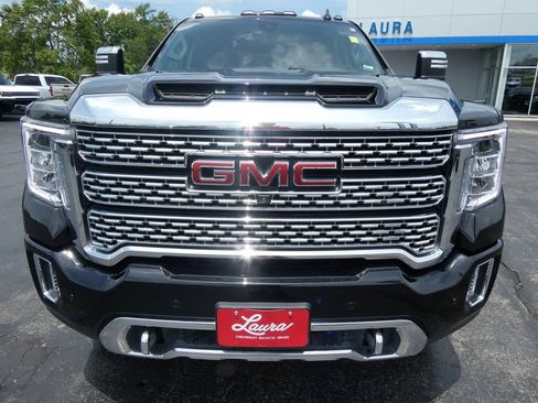 Used 2022 GMC Sierra 3500 Denali w/ Denali Black Diamond Edition AWD/4WD image 10