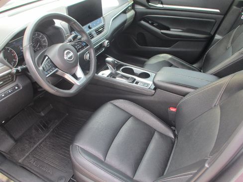 Used 2024 Nissan Altima 2.5 SL image 5