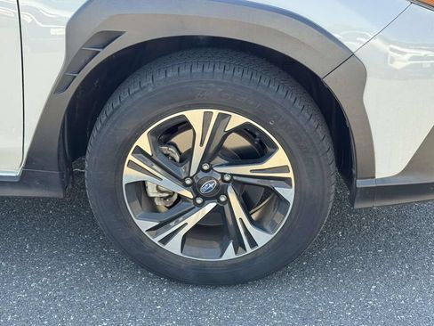 Used 2024 Subaru Crosstrek 2.0i Premium AWD/4WD image 8
