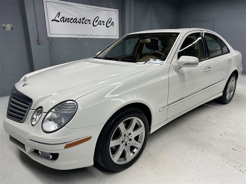 Used 2008 Mercedes-Benz E 350 350 4MATIC image 1