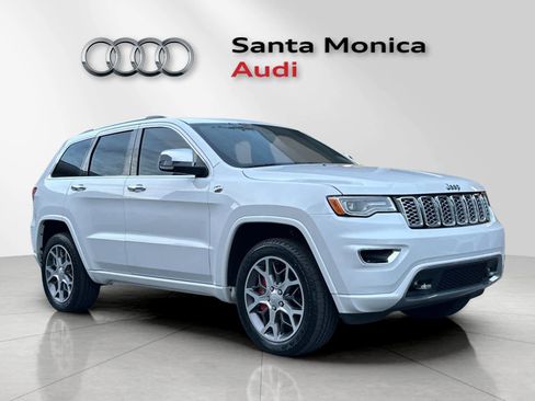 Used 2020 Jeep Grand Cherokee Overland image 9