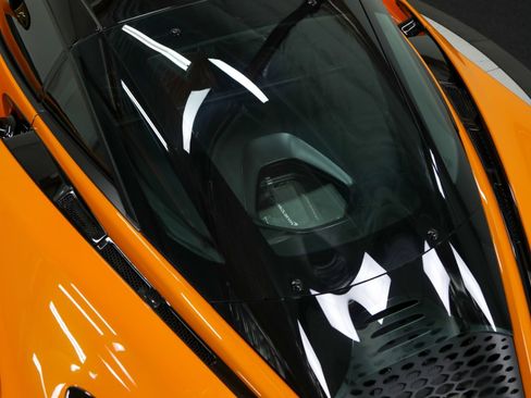 Used 2021 McLaren 765LT RWD image 29