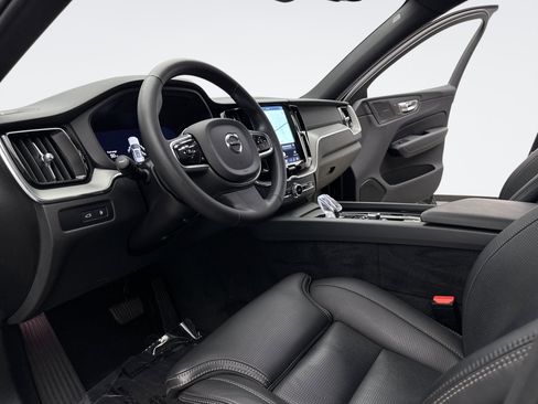 Used 2024 Volvo XC60 T8 Ultimate w/ Climate Package AWD/4WD image 12