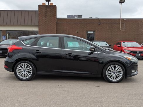 Used 2016 Ford Focus Titanium w/ Titanium Technology Package image 3