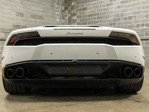 Used 2016 Lamborghini Huracan LP 610-4 image 23