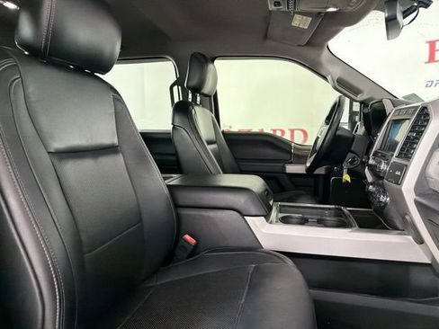 Used 2019 Ford F250 Lariat w/ Chrome Package AWD/4WD image 28