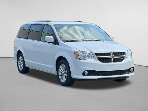 Used 2019 Dodge Grand Caravan SXT FWD image 1