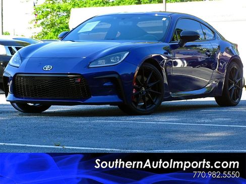 Used 2025 Toyota GR86 Premium w/ Performance Package RWD image 1