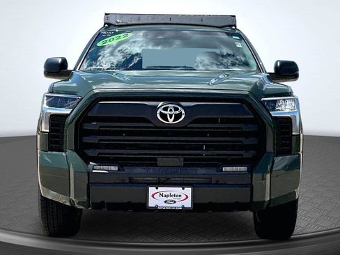 Used 2022 Toyota Tundra SR5 w/ SR5 Convenience Package AWD/4WD image 3