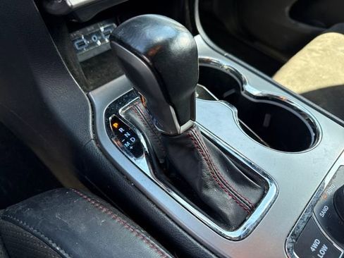 Used 2020 Jeep Grand Cherokee Trailhawk w/ Premium Lighting Group image 32