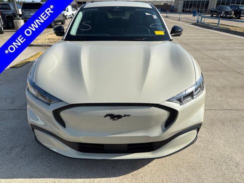 Used 2025 Ford Mustang Mach-E Select RWD image 2