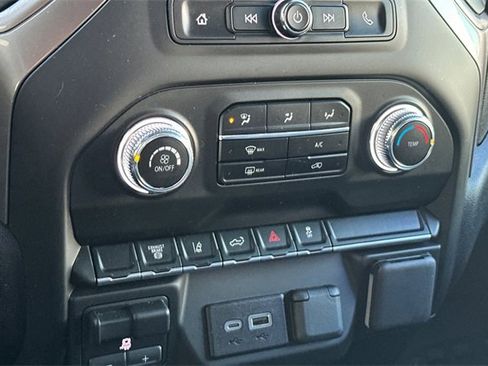 Used 2024 GMC Sierra 2500 Pro w/ Convenience Package image 22