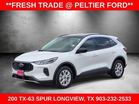 Used 2023 Ford Escape Active w/ Tech Pack #1 FWD image 3