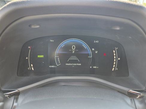 Used 2025 Toyota Camry SE image 21