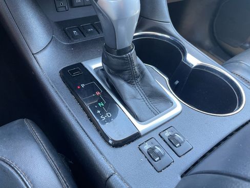 Used 2018 Toyota Highlander XLE FWD image 9