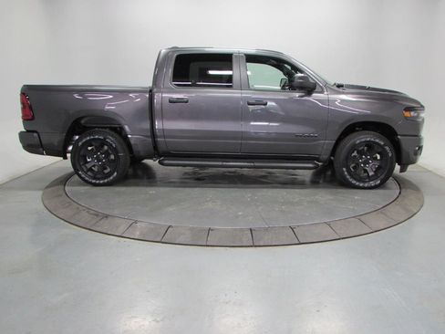 New 2026 RAM 1500 Express AWD/4WD image 8