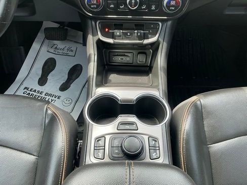Used 2023 GMC Terrain AT4 w/ Infotainment Package II AWD/4WD image 27