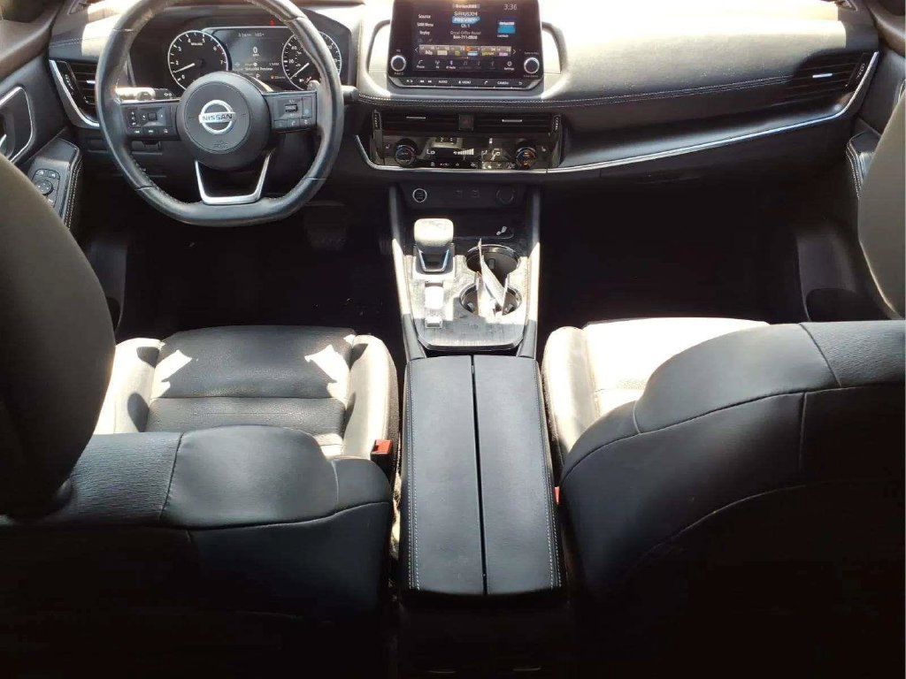 Used 2021 Nissan Rogue SV w/ Premium Package FWD image 10