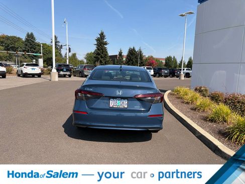 Used 2025 Honda Civic Sport image 5